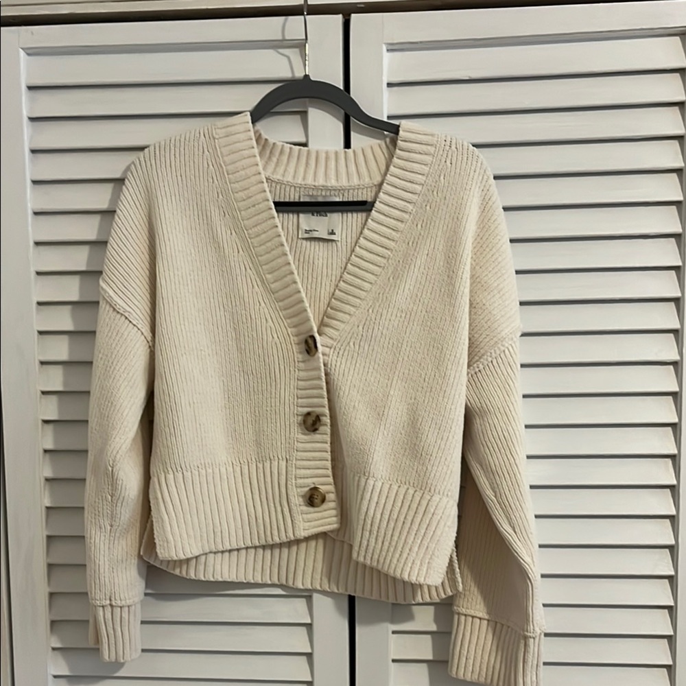 Women's Cream Sweater Cardigan